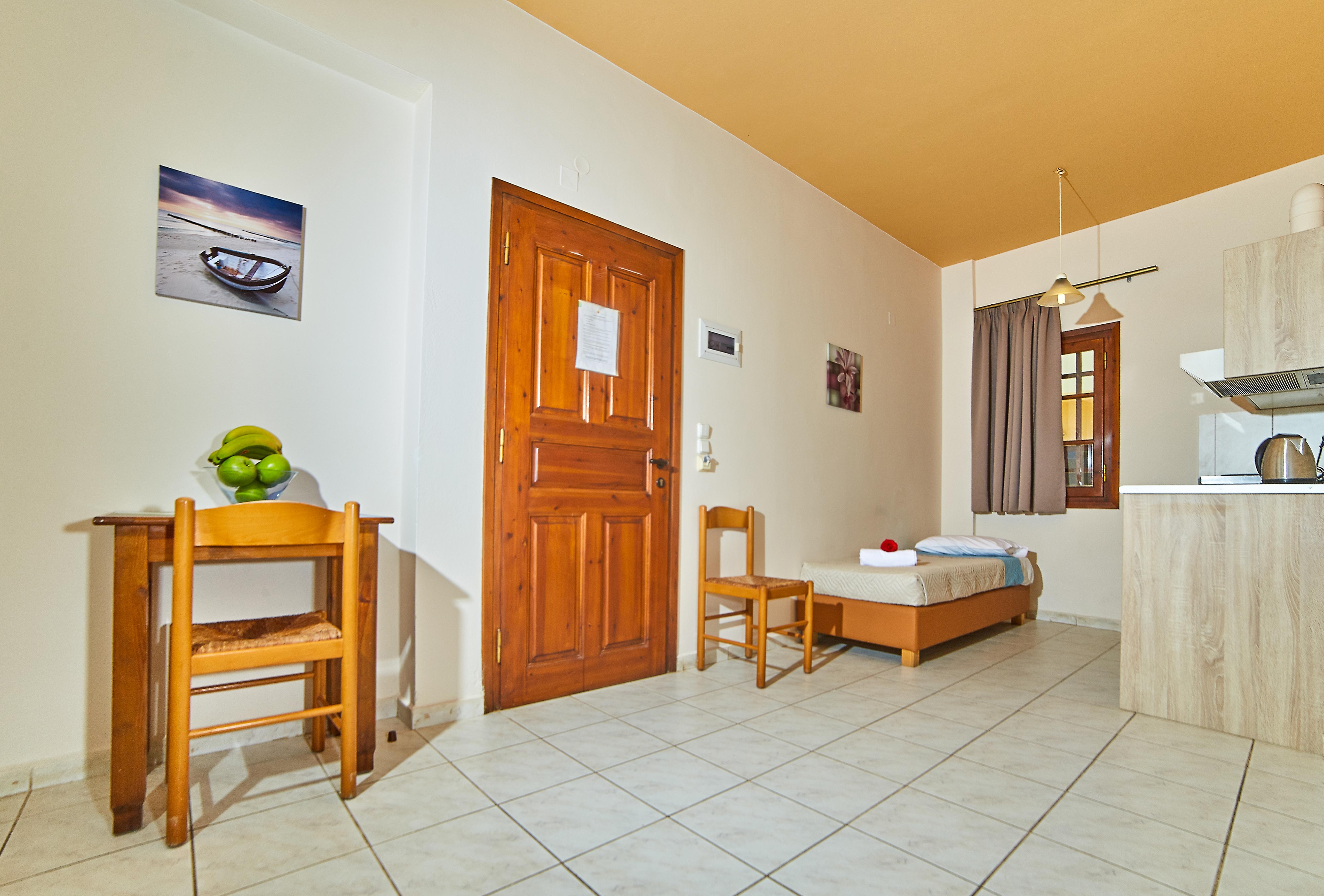 Villa Diasselo Candia Esterno foto