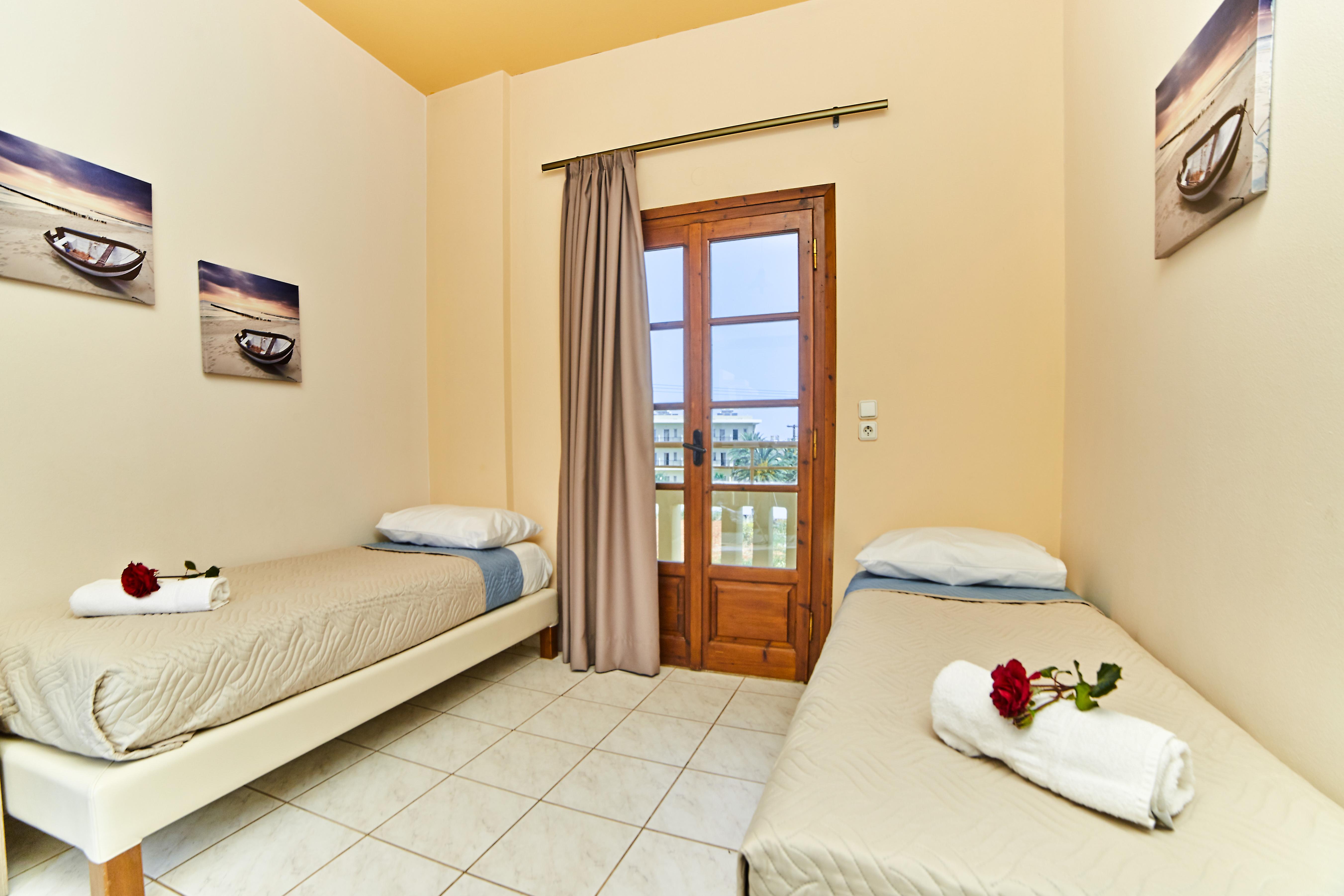 Villa Diasselo Candia Esterno foto