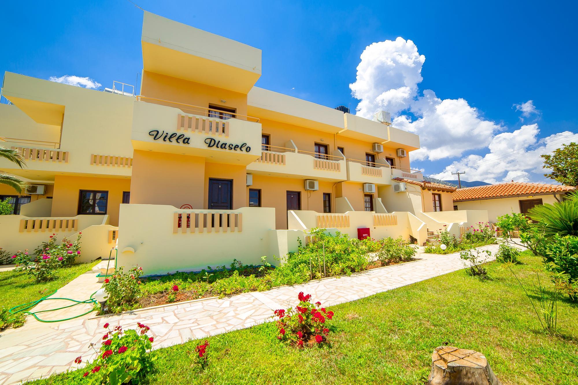 Villa Diasselo Candia Esterno foto