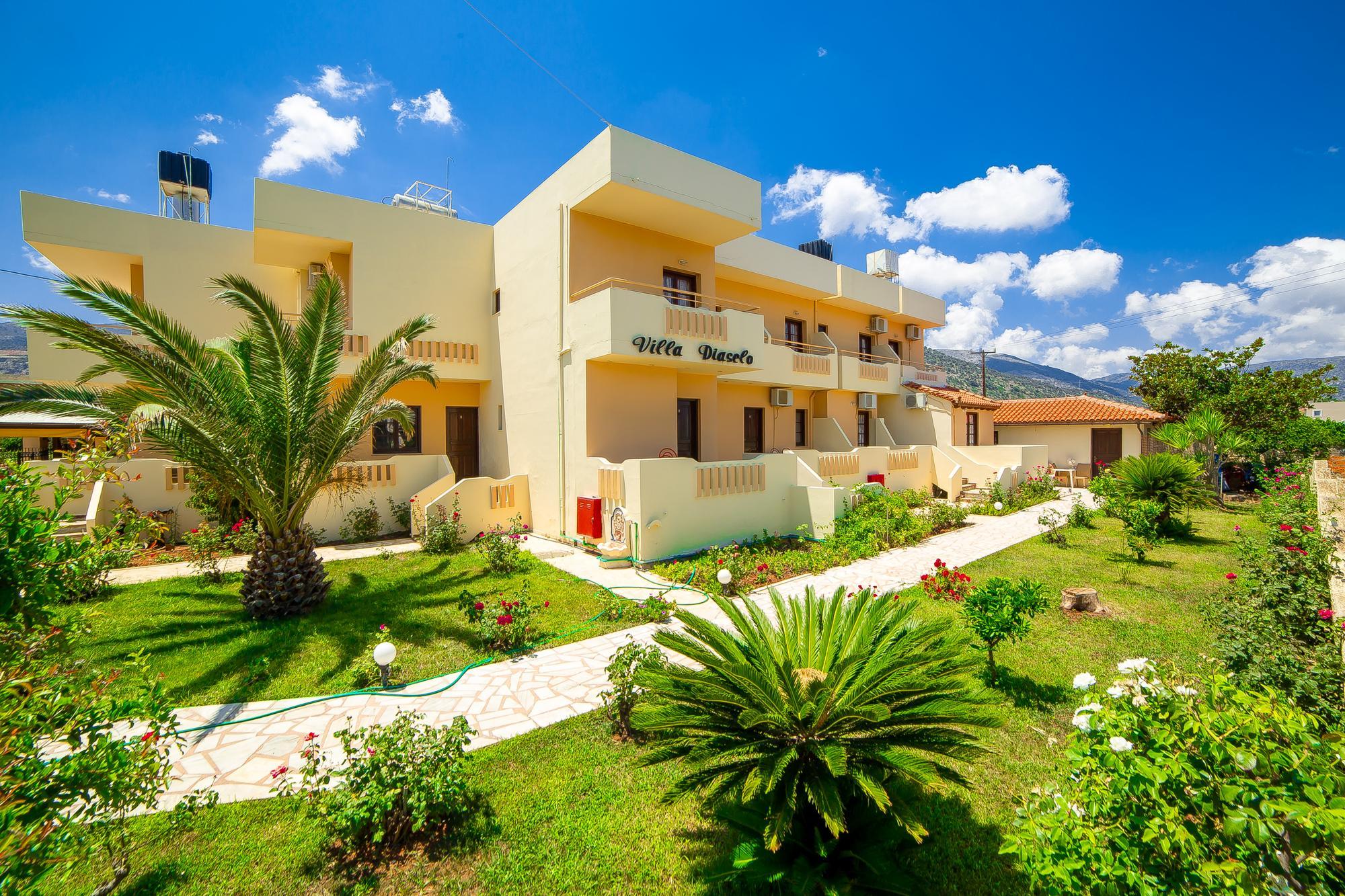 Villa Diasselo Candia Esterno foto
